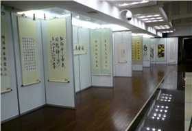 立欣書(shū)畫(huà)展板