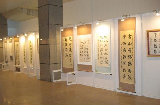 八棱柱書畫展板